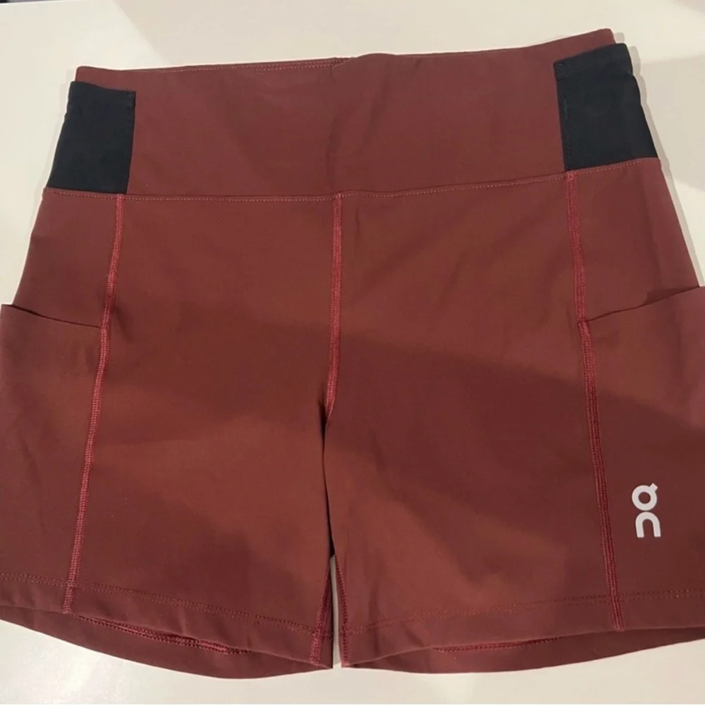 On Running Shorts - Picture 3 of 5